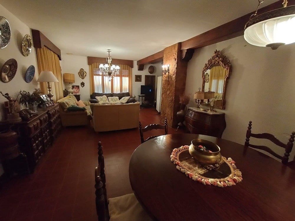 7 bedroom Villa for sale in Ontinyent with pool garage - € 650,000 (Ref: 6791867)