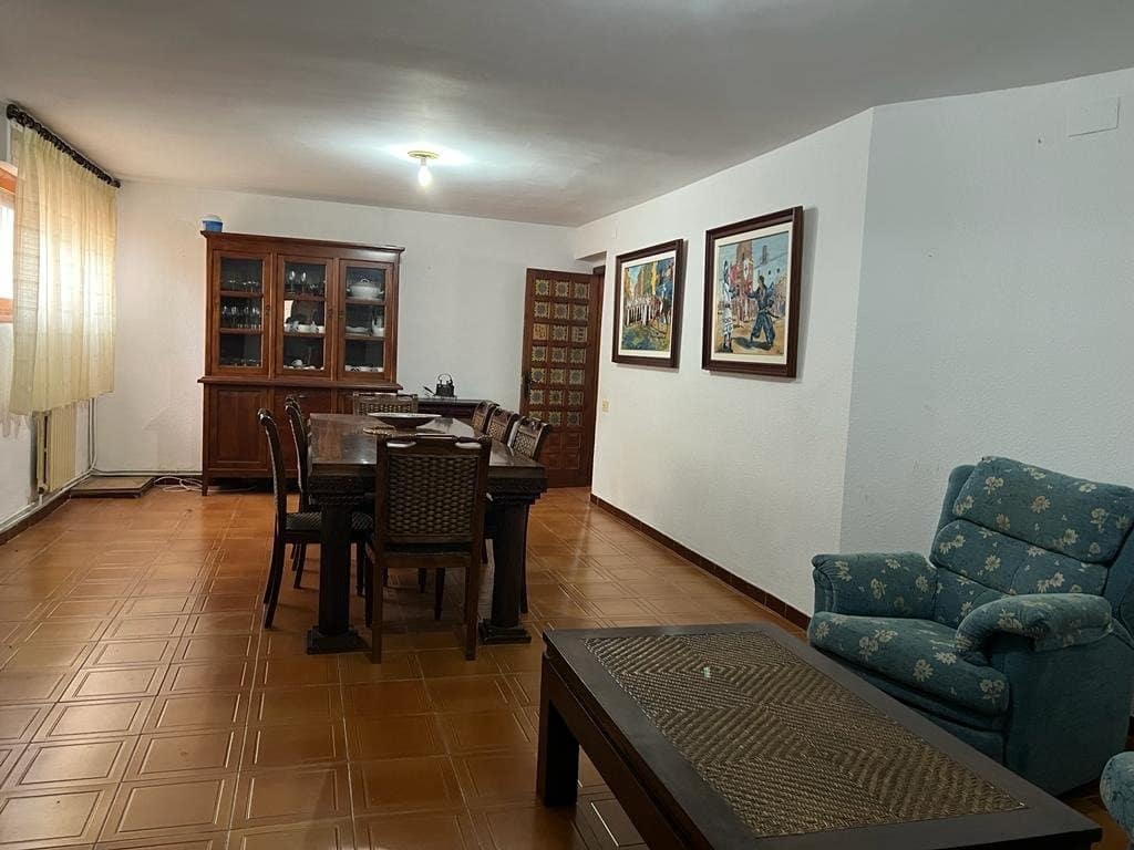 7 makuuhuone Huvila myytävänä paikassa Ontinyent mukana uima-altaan 
autotalli - 450 000 € (Ref: 6984577)