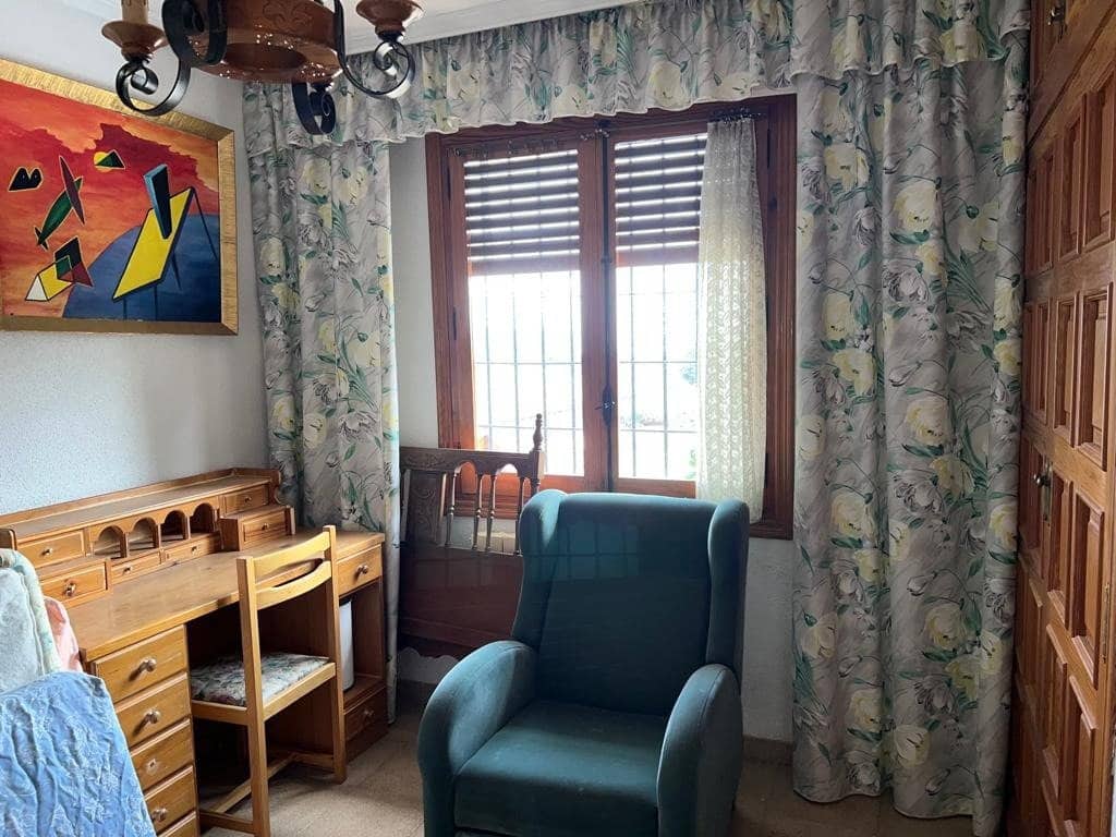 7 makuuhuone Huvila myytävänä paikassa Ontinyent mukana uima-altaan 
autotalli - 450 000 € (Ref: 6984577)