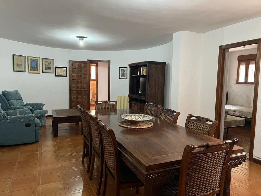 7 makuuhuone Huvila myytävänä paikassa Ontinyent mukana uima-altaan 
autotalli - 450 000 € (Ref: 6984577)