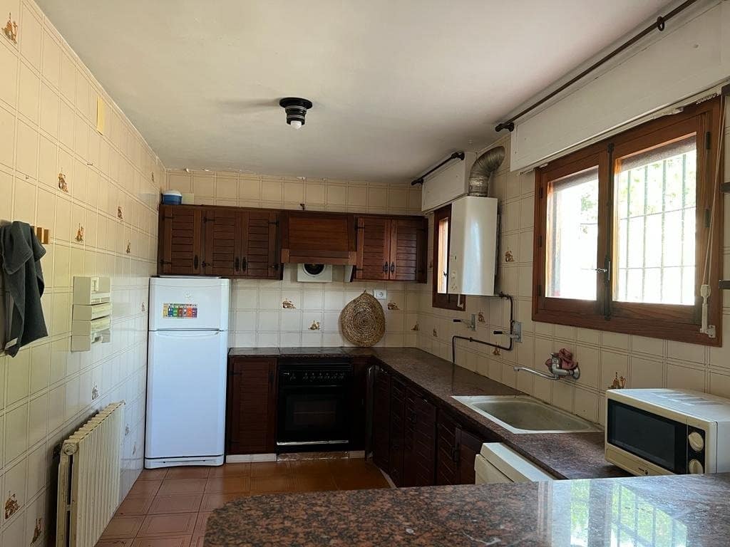 7 makuuhuone Huvila myytävänä paikassa Ontinyent mukana uima-altaan 
autotalli - 450 000 € (Ref: 6984577)