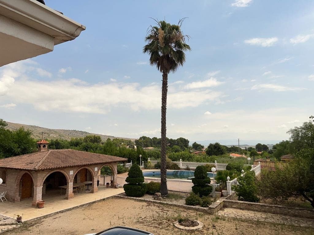 7 makuuhuone Huvila myytävänä paikassa Ontinyent mukana uima-altaan 
autotalli - 450 000 € (Ref: 6984577)