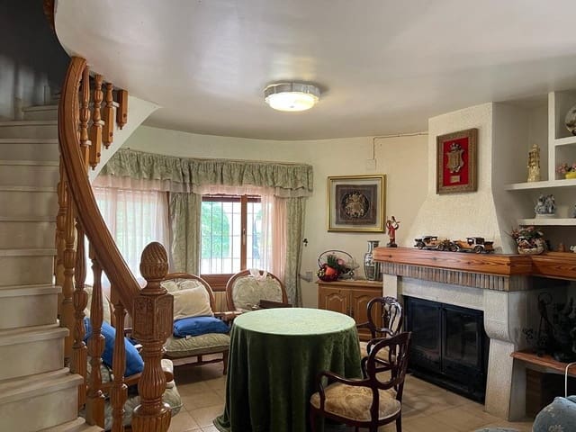 7 soveværelse Villa til salg i Ontinyent med swimmingpool garage - € 450.000 (Ref: 6984577)