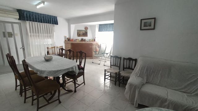 5 soveværelse Villa til salg i Ontinyent med garage - € 150.000 (Ref: 7993773)