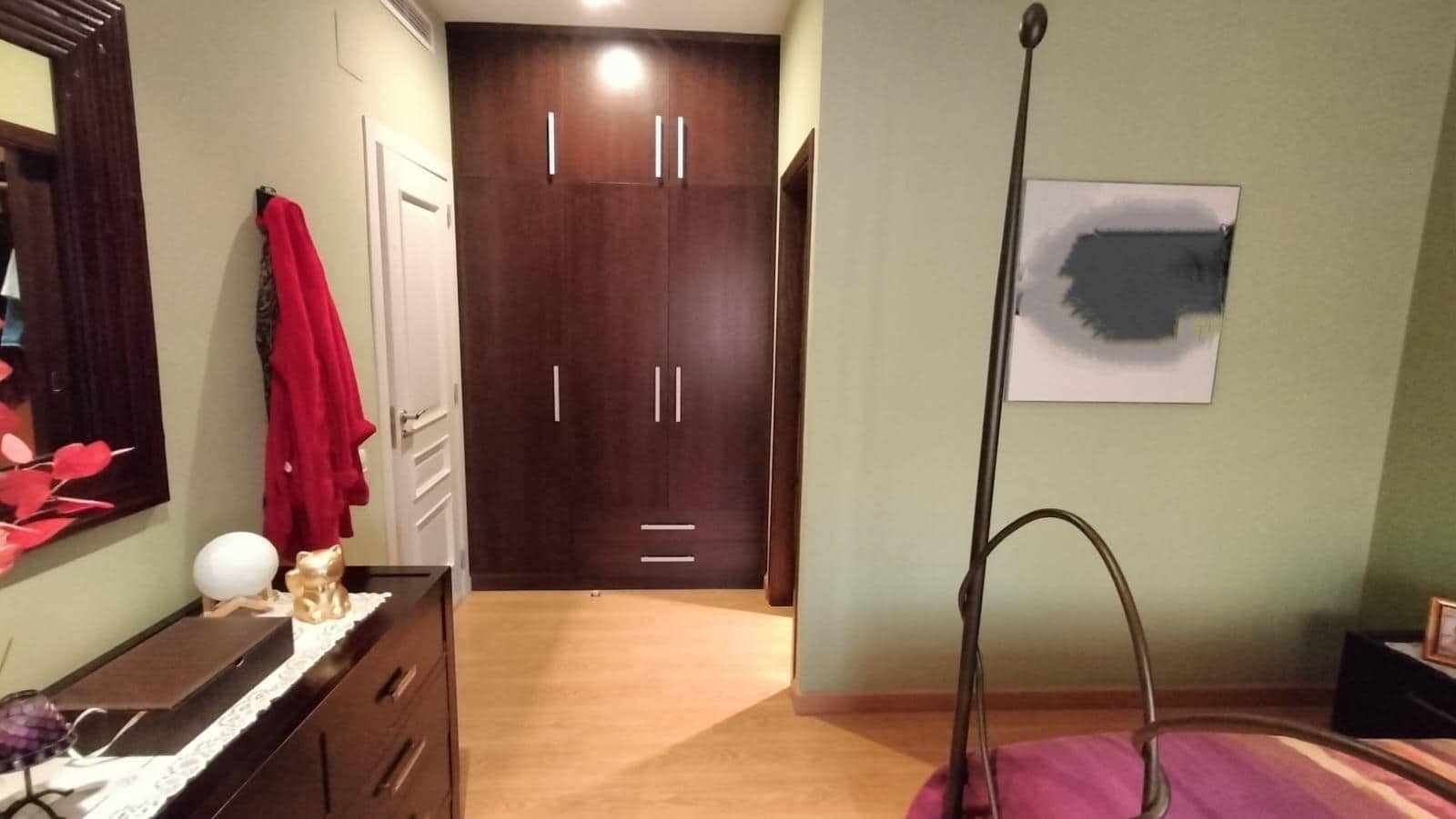 4 soveværelse Villa til salg i Bufali med swimmingpool garage - € 300.000 (Ref: 8126249)