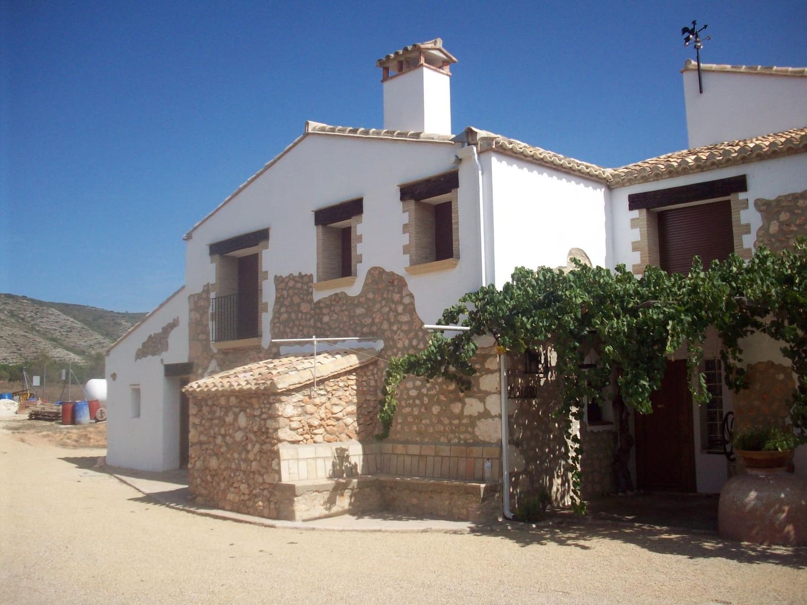 9 soveværelse Hotel til salg i Bocairent med garage - € 1.900.000 (Ref: 8238952)