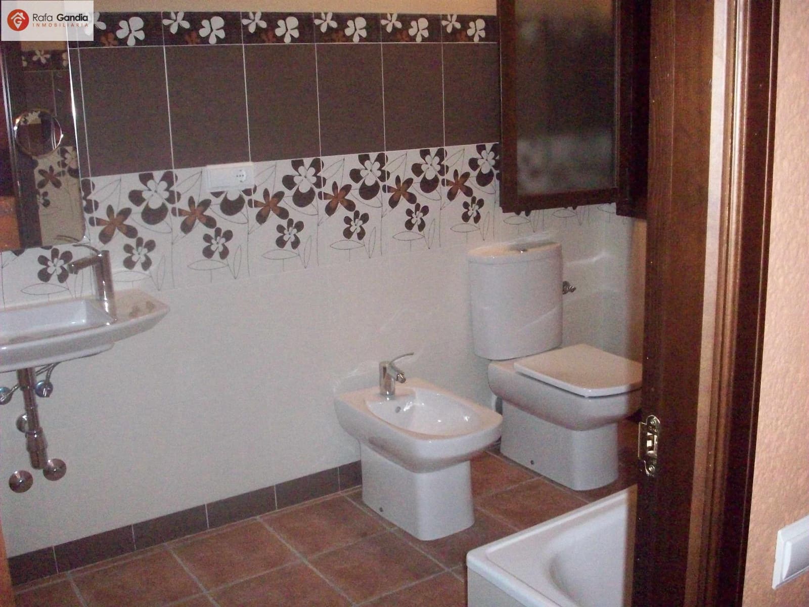 9 soveværelse Hotel til salg i Bocairent med garage - € 1.900.000 (Ref: 8238952)