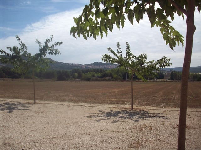 9 bedroom Hotel for sale in Bocairent with garage - € 1,900,000 (Ref: 8238952)