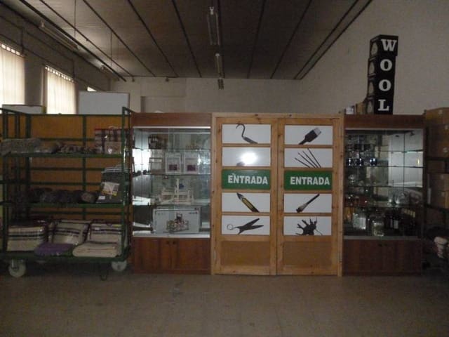 Business for sale in Bocairent - € 79,000 (Ref: 8403303)