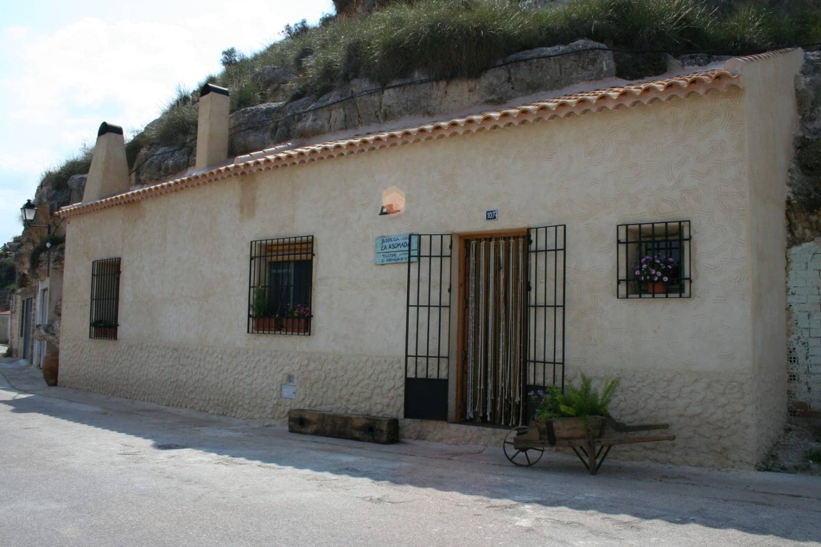 Hulehus til salg i Alcala del Jucar - € 160.000 (Ref: 8448227)