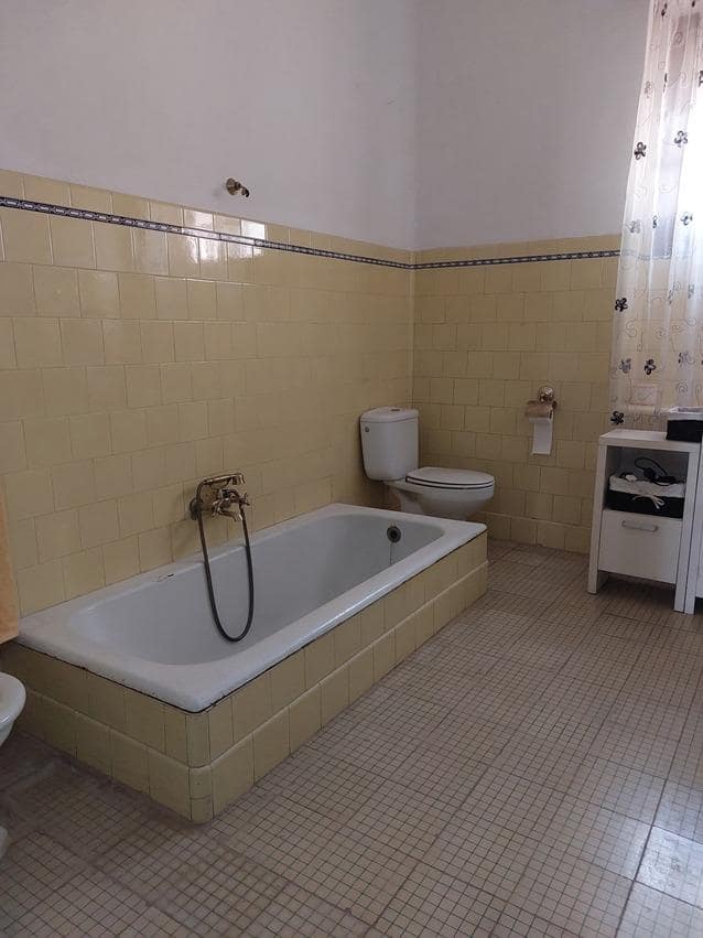 6 soveværelse Villa til salg i Ontinyent med swimmingpool garage - € 385.000 (Ref: 8822251)