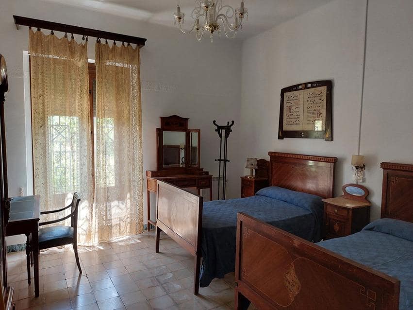 6 soveværelse Villa til salg i Ontinyent med swimmingpool garage - € 385.000 (Ref: 8822251)