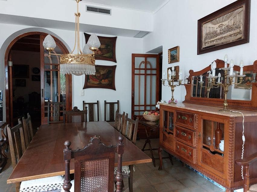 6 soveværelse Villa til salg i Ontinyent med swimmingpool garage - € 385.000 (Ref: 8822251)