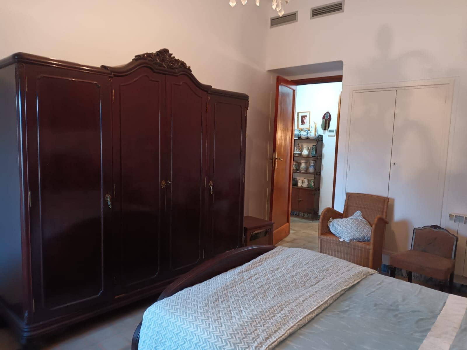 6 soveværelse Villa til salg i Ontinyent med swimmingpool garage - € 385.000 (Ref: 8822251)