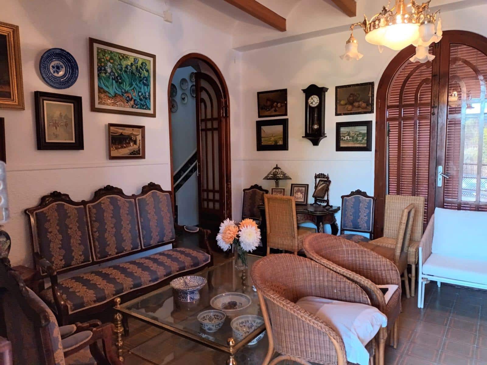 6 soveværelse Villa til salg i Ontinyent med swimmingpool garage - € 385.000 (Ref: 8822251)