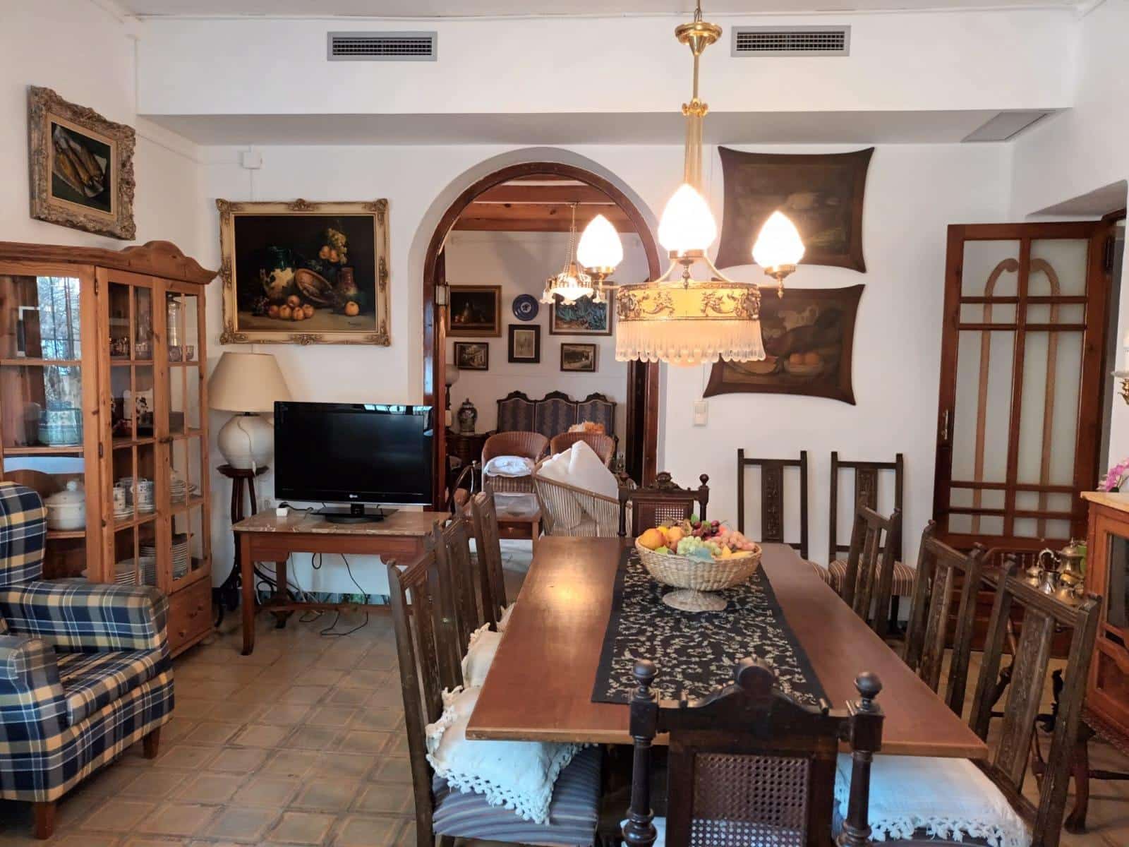 6 soveværelse Villa til salg i Ontinyent med swimmingpool garage - € 385.000 (Ref: 8822251)