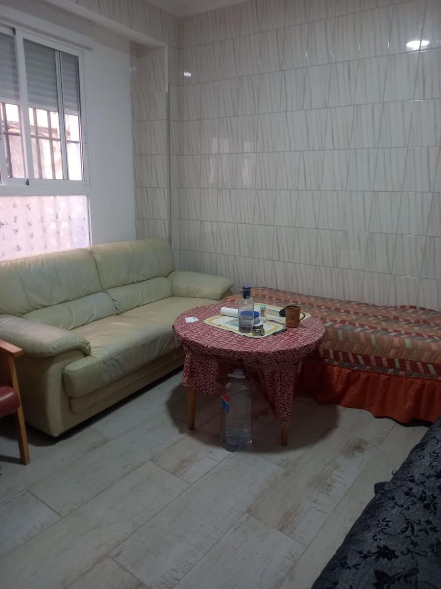 2 soveværelse Lejlighed til salg i Ontinyent - € 65.000 (Ref: 8932103)