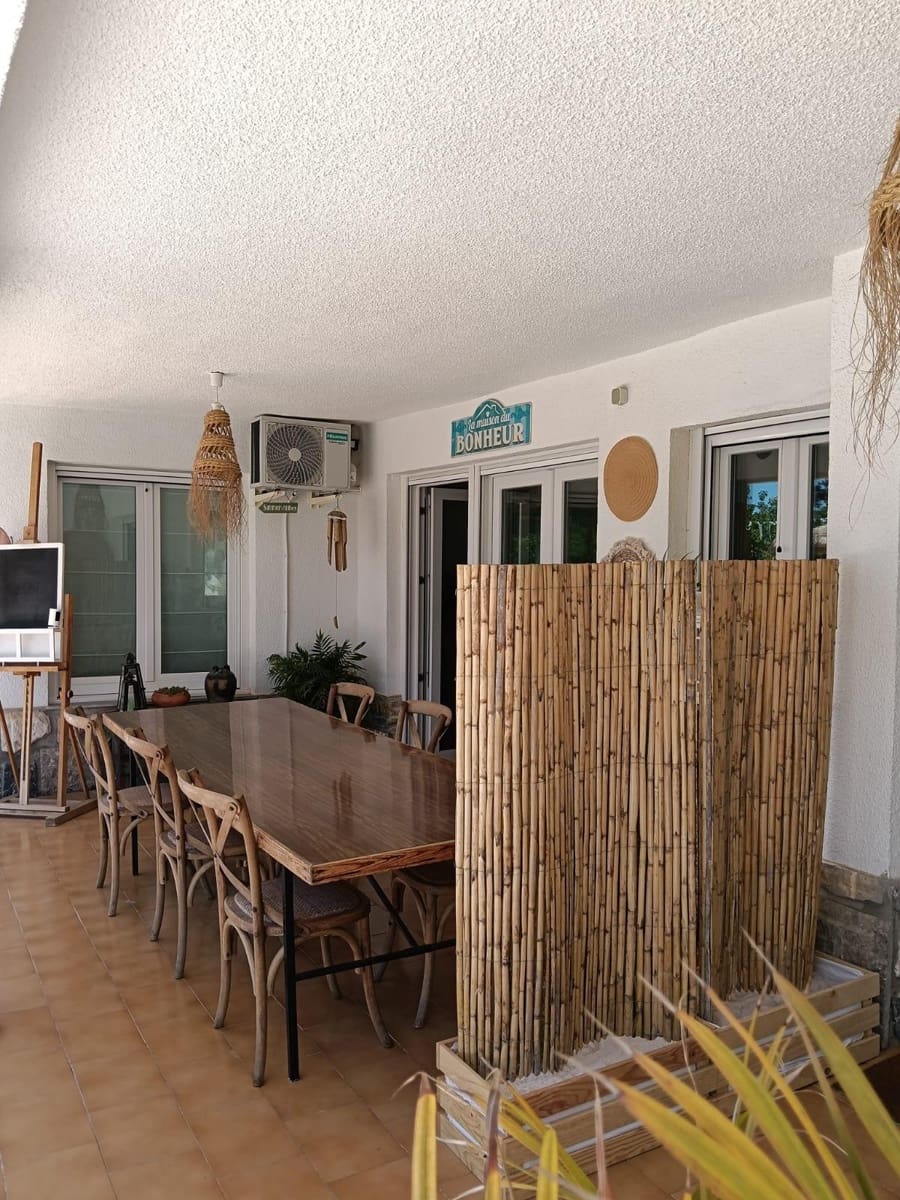 5 sypialnia Willa na sprzedaż w Ontinyent z basenem garażem - 530 000 € (Ref: 9007591)