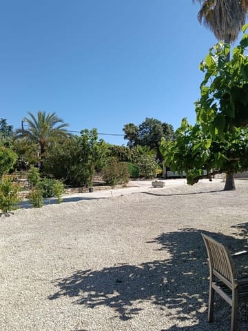 5 soveværelse Villa til salg i Ontinyent med swimmingpool garage - € 530.000 (Ref: 9007591)