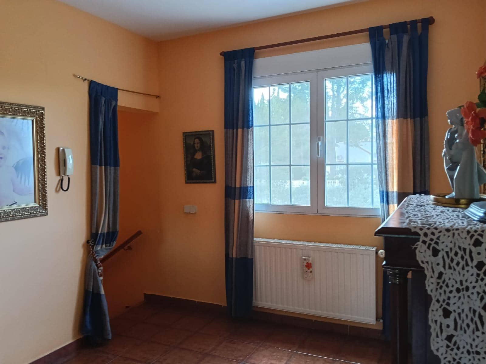 5 soveværelse Villa til salg i Ontinyent med swimmingpool - € 385.000 (Ref: 9029458)