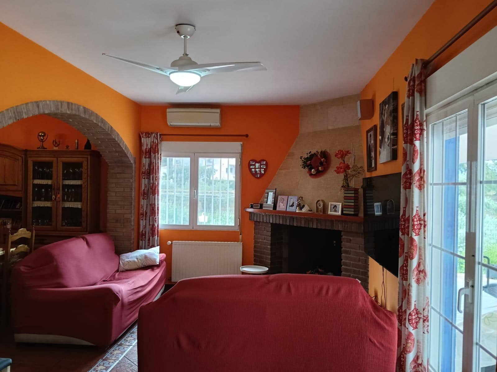 5 soveværelse Villa til salg i Ontinyent med swimmingpool - € 385.000 (Ref: 9029458)