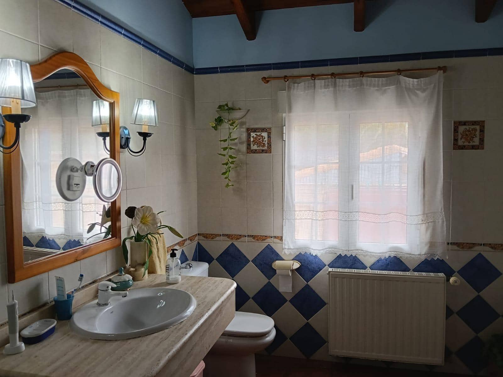 5 soveværelse Villa til salg i Ontinyent med swimmingpool - € 385.000 (Ref: 9029458)