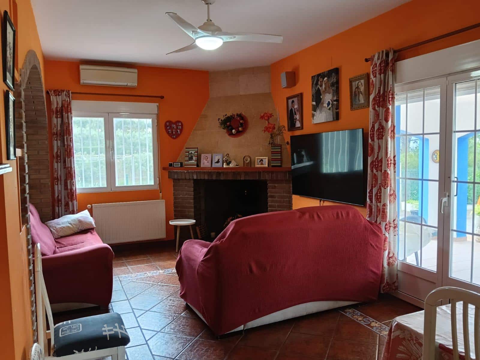 5 soveværelse Villa til salg i Ontinyent med swimmingpool - € 385.000 (Ref: 9029458)