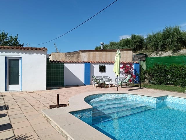 5 soveværelse Villa til salg i Ontinyent med swimmingpool - € 385.000 (Ref: 9029458)
