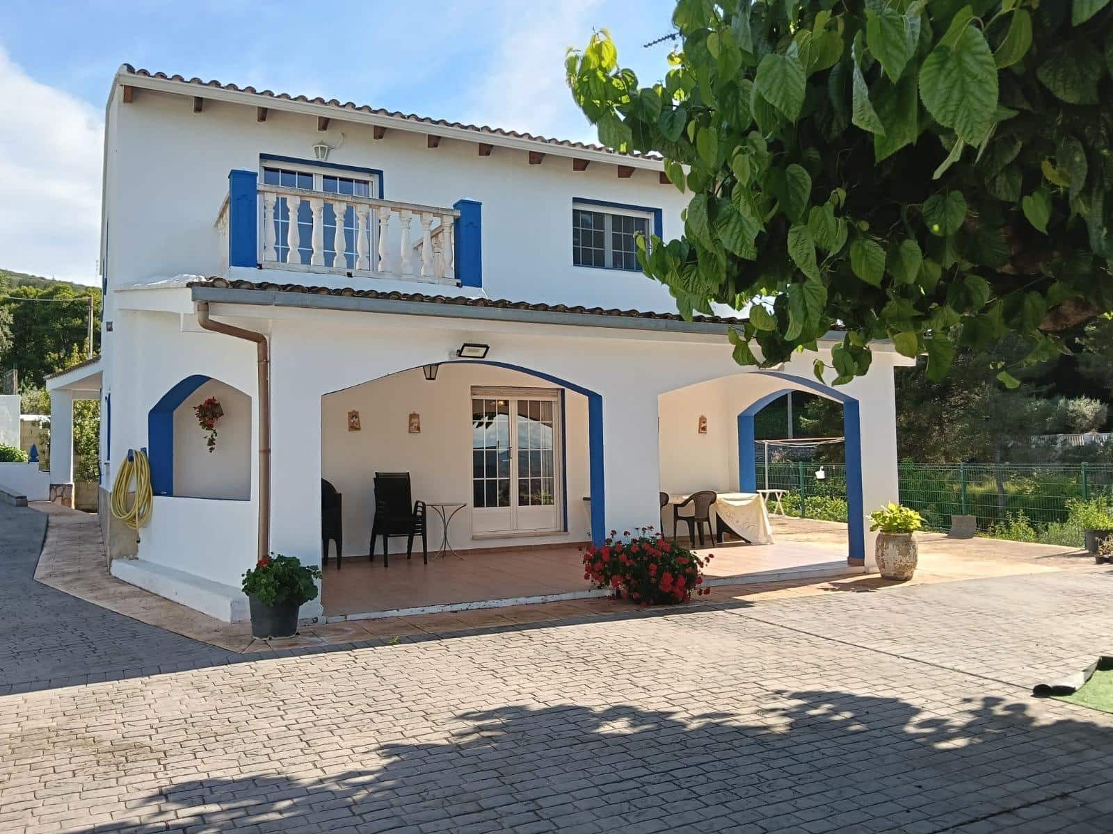 5 soveværelse Villa til salg i Ontinyent med swimmingpool - € 385.000 (Ref: 9029458)