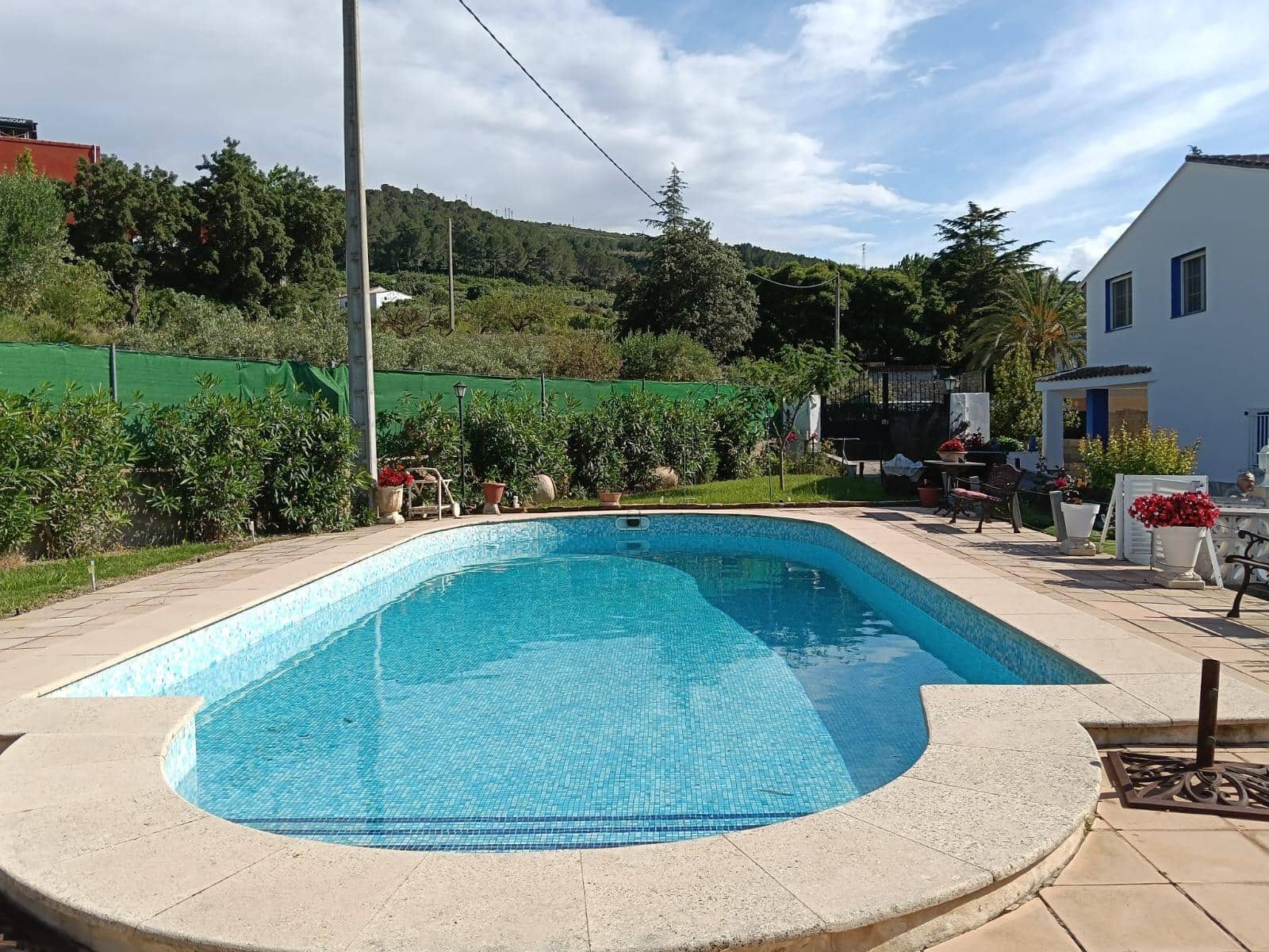 5 soveværelse Villa til salg i Ontinyent med swimmingpool - € 385.000 (Ref: 9029458)