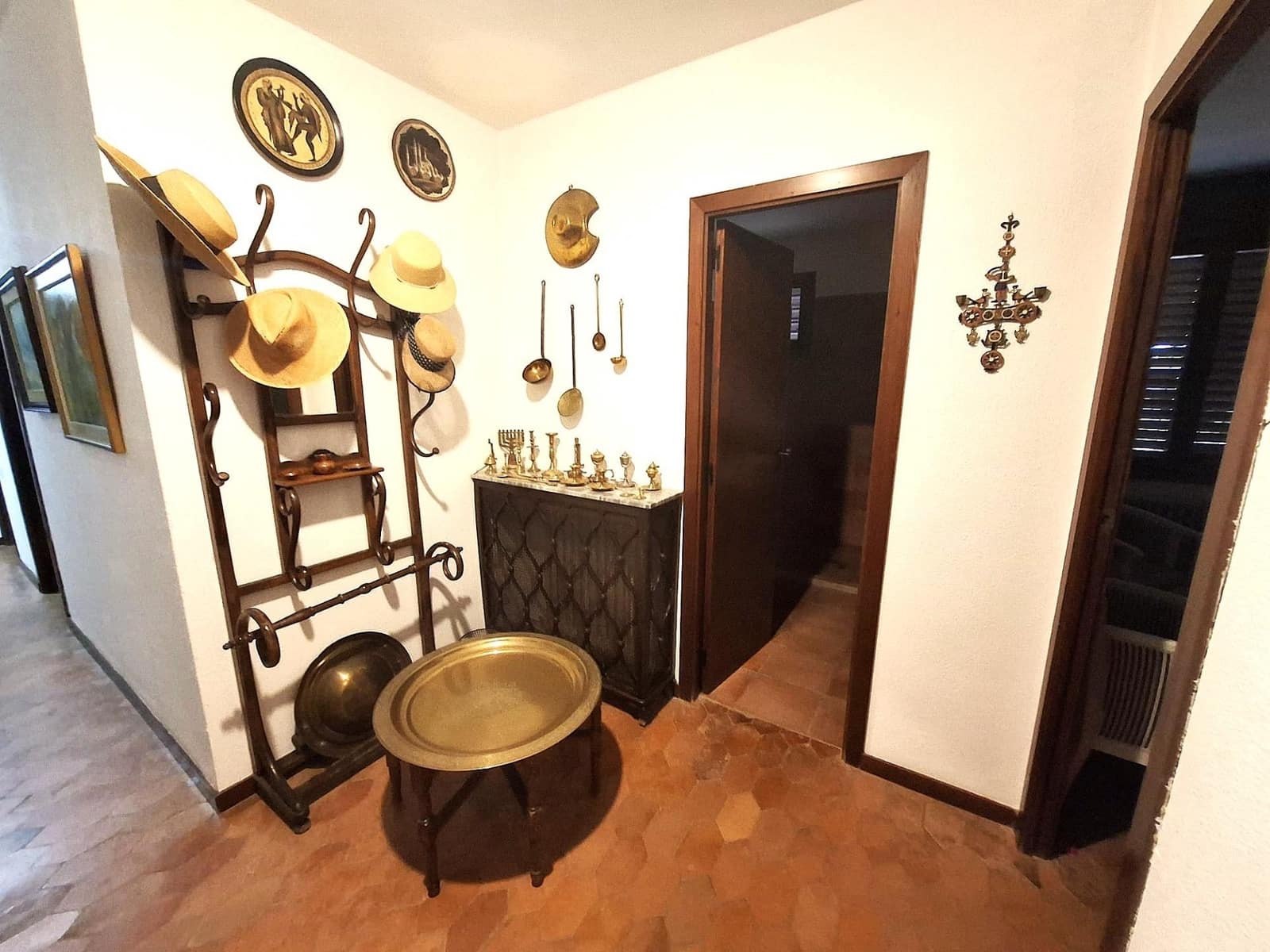 5 soveværelse Villa til salg i Ontinyent - € 400.000 (Ref: 9057457)