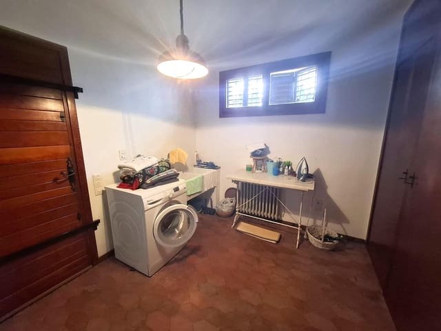 5 soveværelse Villa til salg i Ontinyent - € 400.000 (Ref: 9057457)