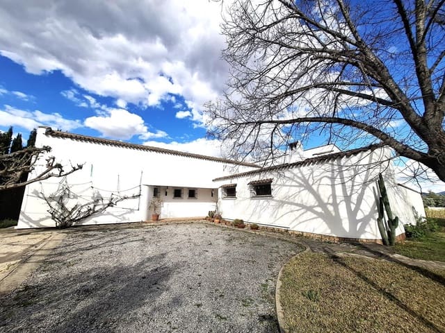 5 soveværelse Villa til salg i Ontinyent - € 400.000 (Ref: 9057457)