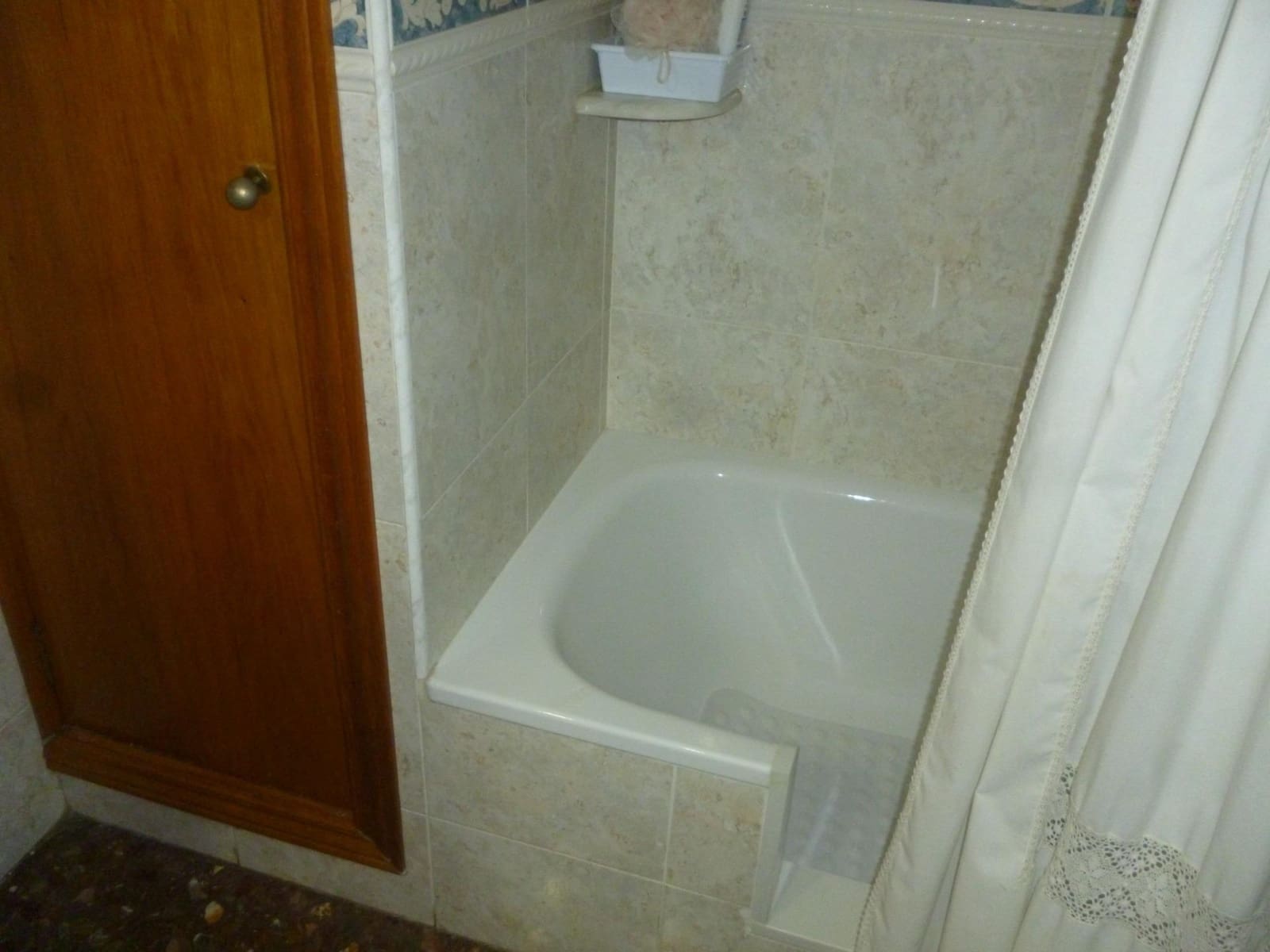 4 sypialnia Willa na sprzedaż w Ontinyent z basenem garażem - 350 000 € (Ref: 9136992)