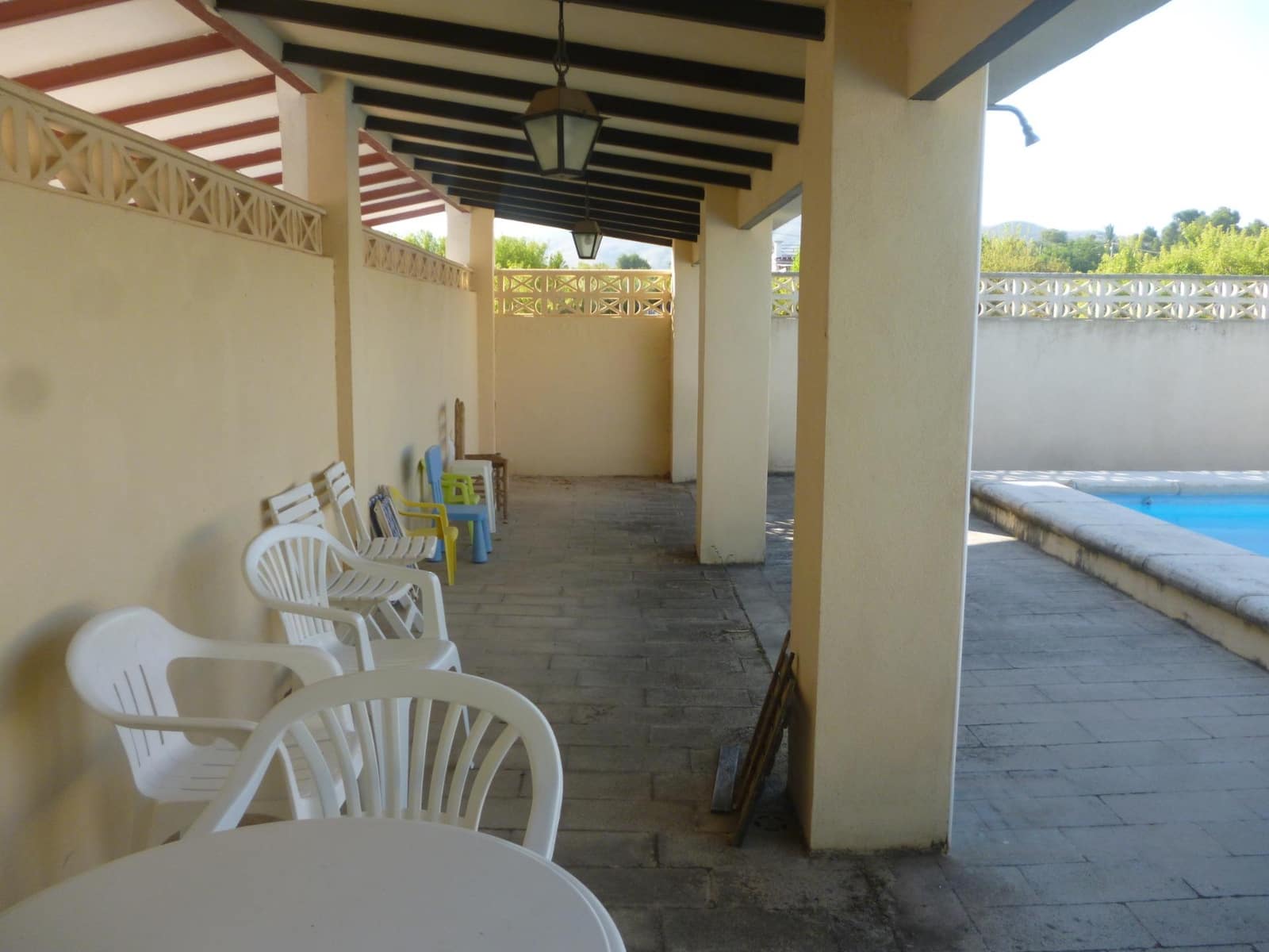 4 sypialnia Willa na sprzedaż w Ontinyent z basenem garażem - 350 000 € (Ref: 9136992)