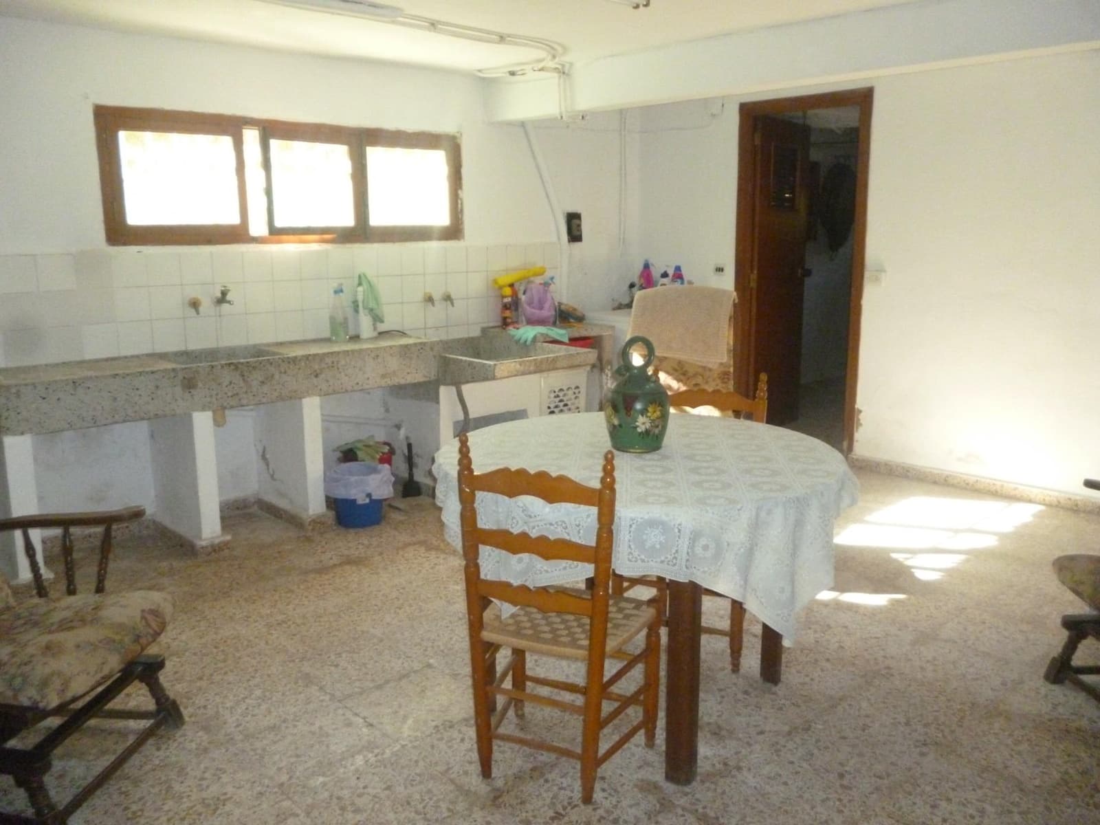 4 sypialnia Willa na sprzedaż w Ontinyent z basenem garażem - 350 000 € (Ref: 9136992)