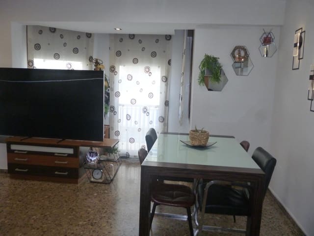 3 soveværelse Lejlighed til salg i Ontinyent med garage - € 190.000 (Ref: 9400865)