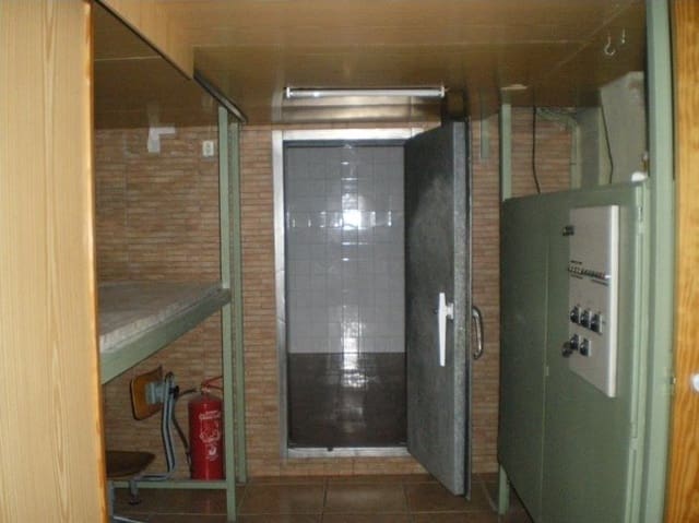 Kommersiell til salgs i Ontinyent - € 75 000 (Ref: 9472925)