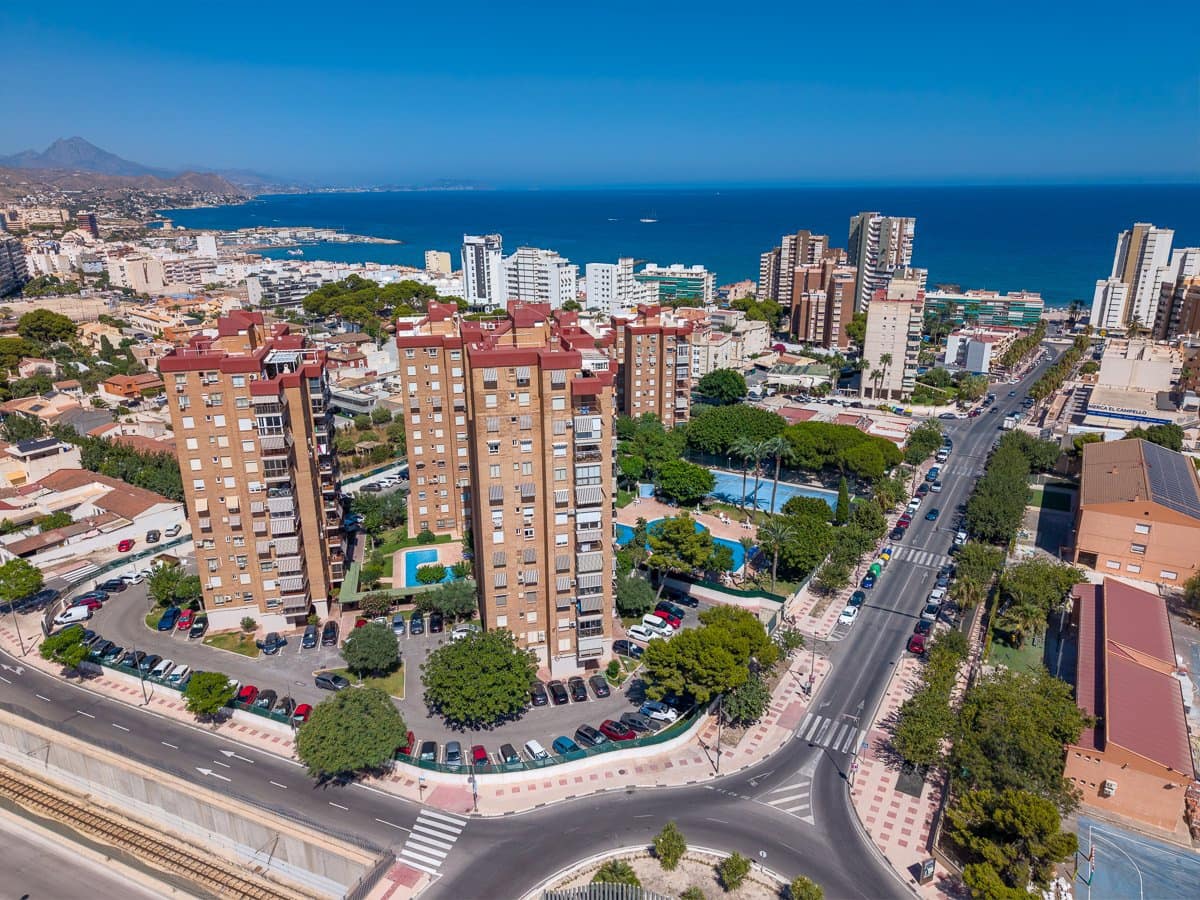 3 bedroom Apartment for sale in El Campello with pool - € 379,000 (Ref: 10010140)
