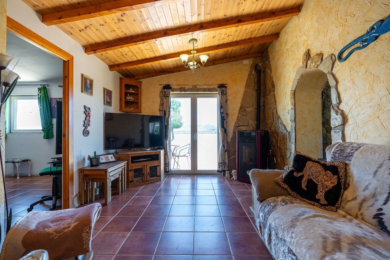 4 quarto Quinta/Casa Rural para venda em Las Virtudes com piscina - 199 995 € (Ref: 10024704)