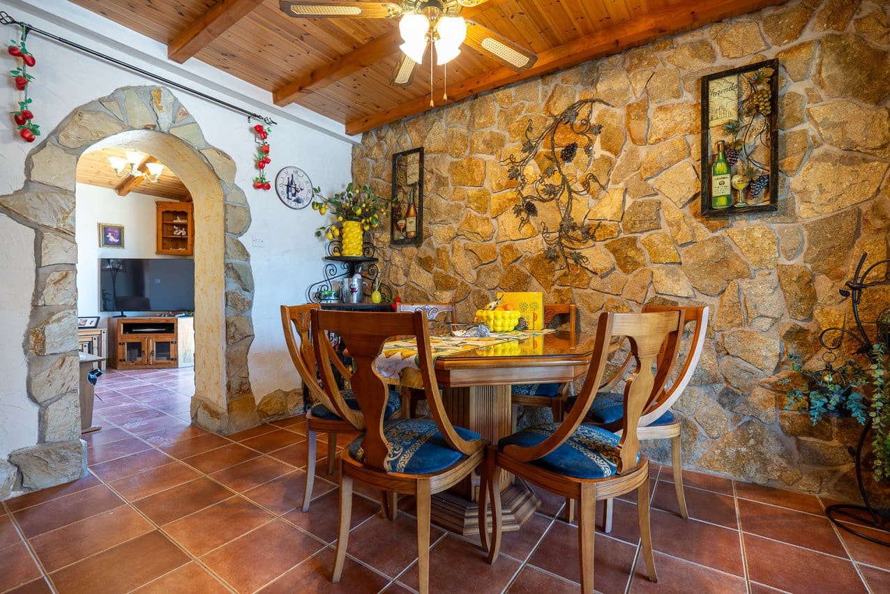 4 quarto Quinta/Casa Rural para venda em Las Virtudes com piscina - 199 995 € (Ref: 10024704)