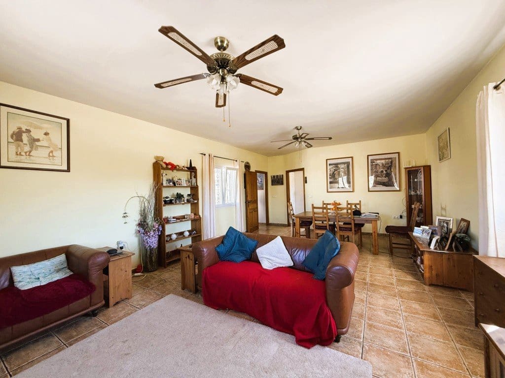 4 quarto Moradia para venda em Canada de la Lena com piscina - 350 000 € (Ref: 10077272)