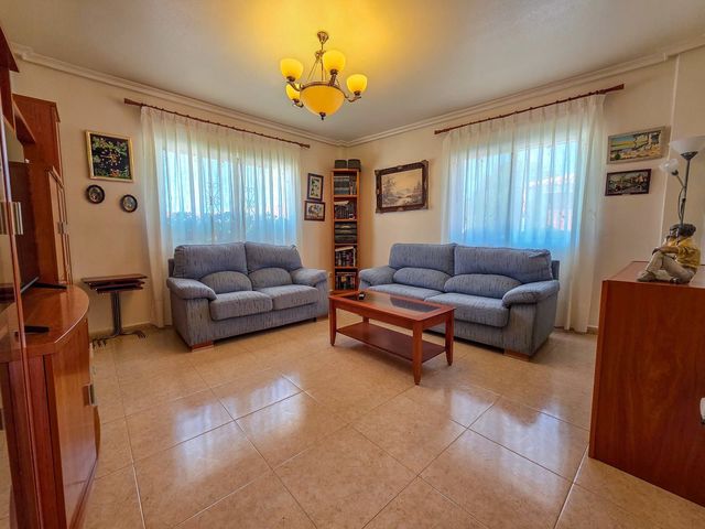 3 slaapkamer Huis te koop in Pinoso met zwembad garage - € 190.000 (Ref: 10106556)
