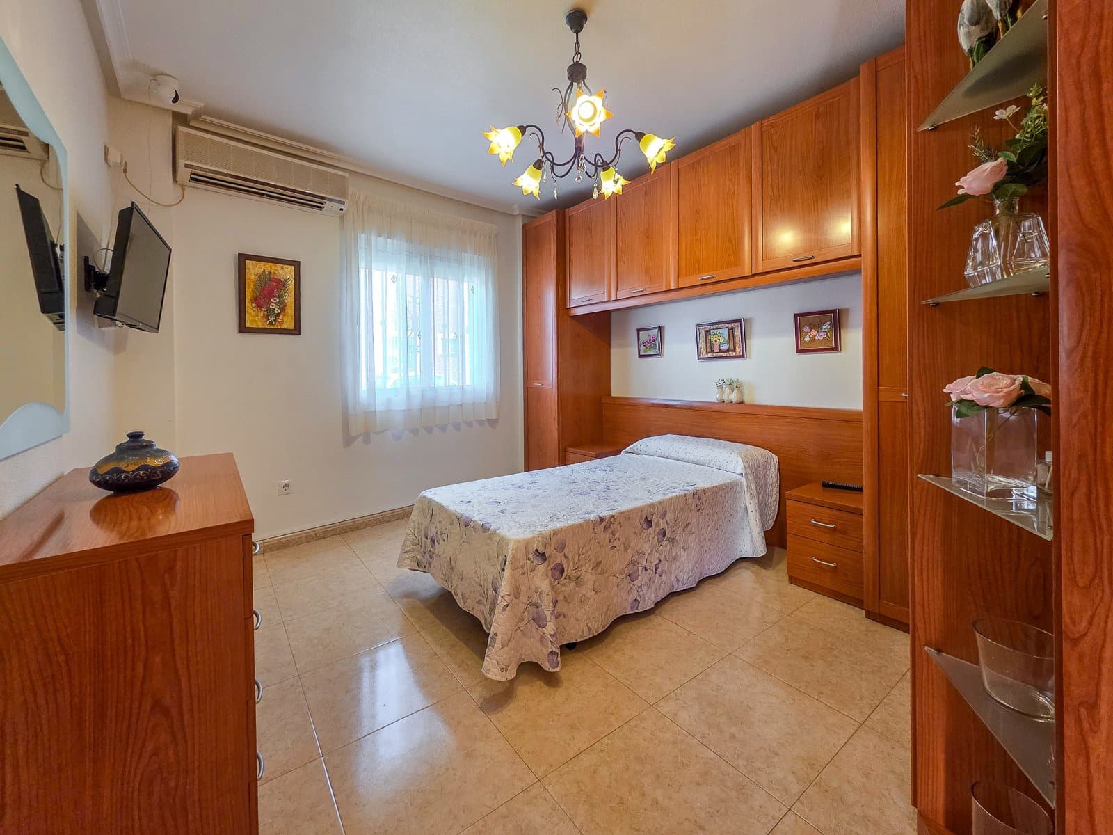 3 slaapkamer Huis te koop in Pinoso met zwembad garage - € 190.000 (Ref: 10106556)