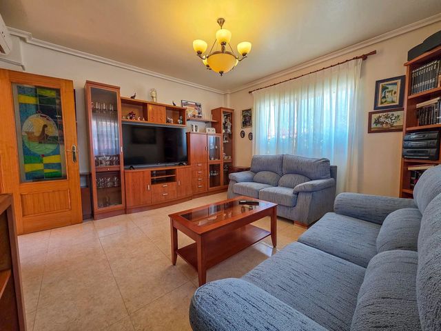 3 slaapkamer Huis te koop in Pinoso met zwembad garage - € 190.000 (Ref: 10106556)
