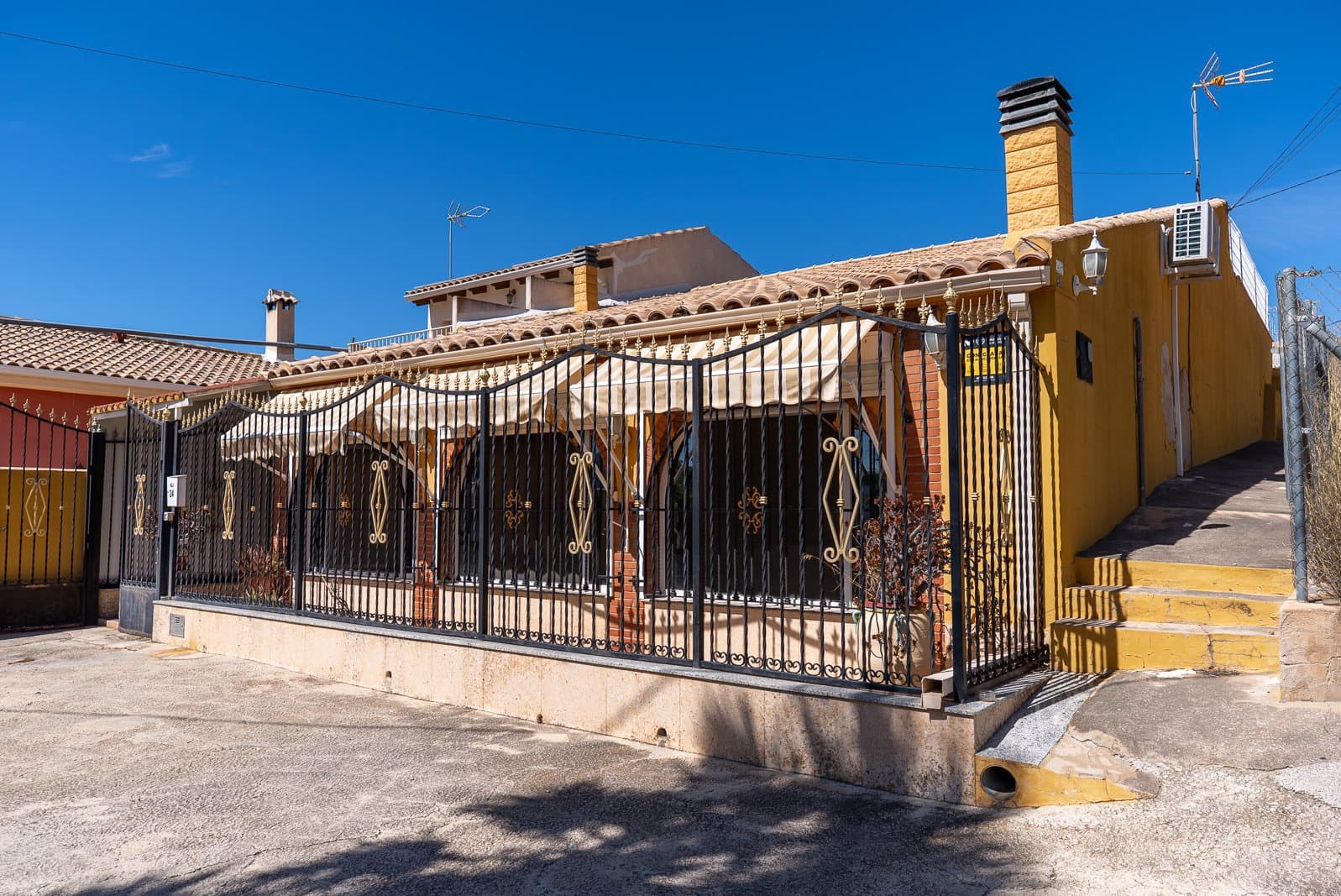 6 camera da letto Casa Grotta in vendita in L'Alguena / Alguenya con piscina garage - 225.000 € (Rif: 10108797)