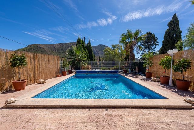 6 bedroom Cave House for sale in L'Algueña / Alguenya with pool garage - € 225,000 (Ref: 10108797)