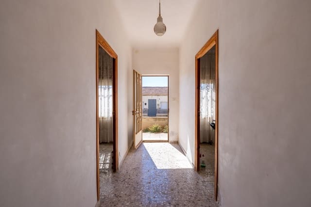 Casa de 5 habitaciones en Jumilla en venta con piscina garaje - 99.950 € (Ref: 10114448)