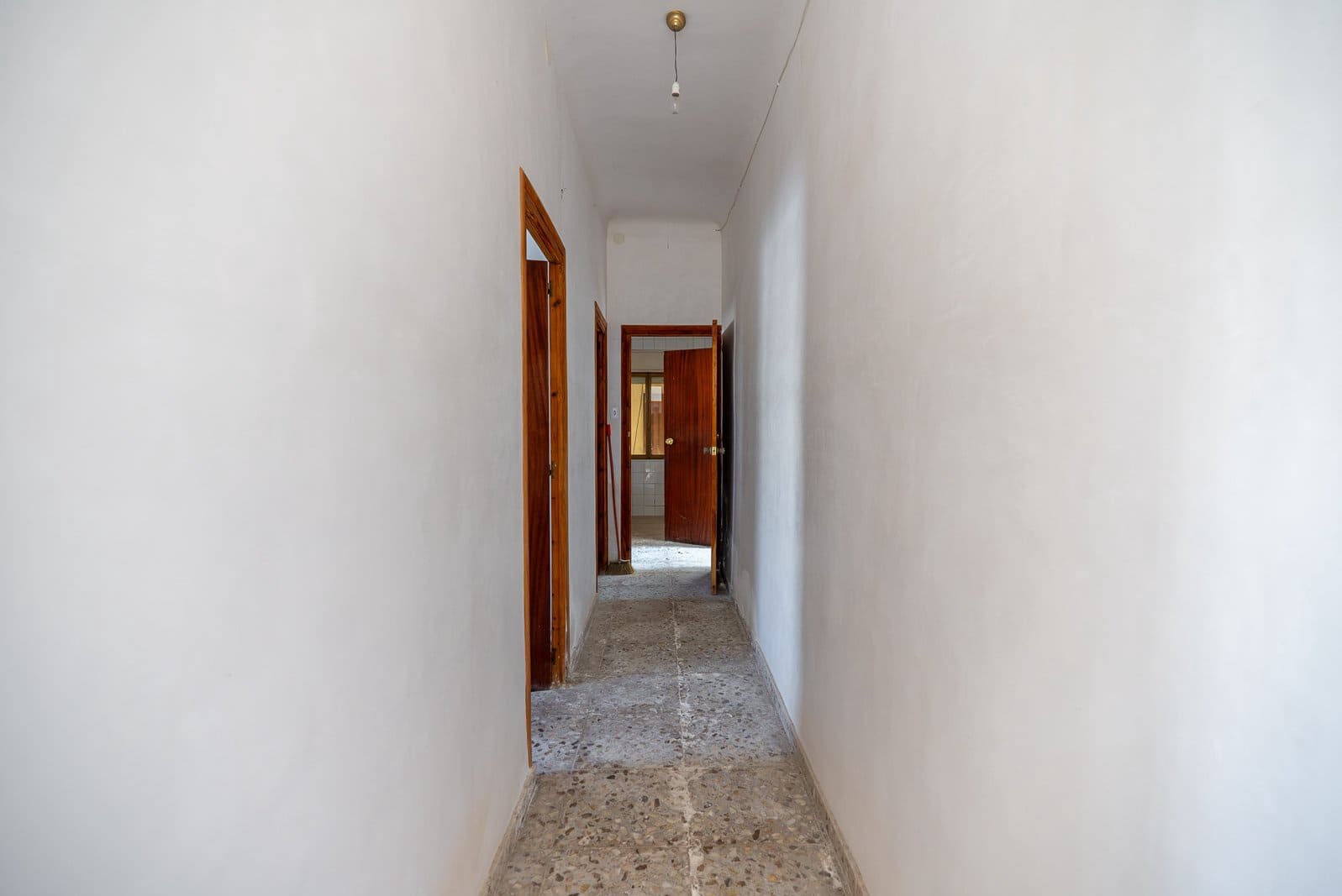 Casa de 5 habitaciones en Jumilla en venta con piscina garaje - 99.950 € (Ref: 10114448)