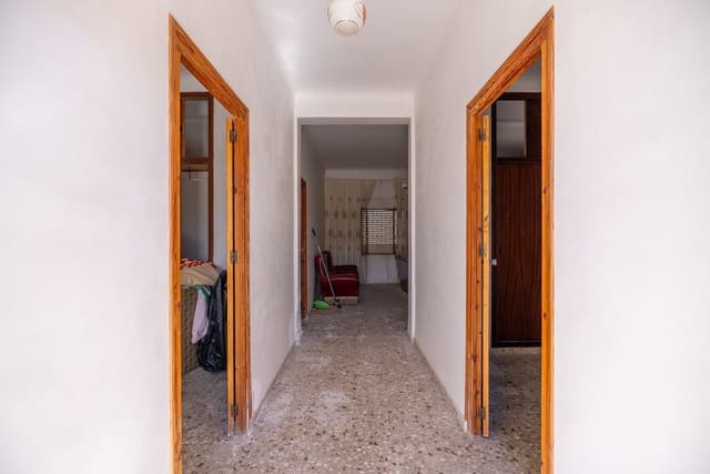 Casa de 5 habitaciones en Jumilla en venta con piscina garaje - 99.950 € (Ref: 10114448)